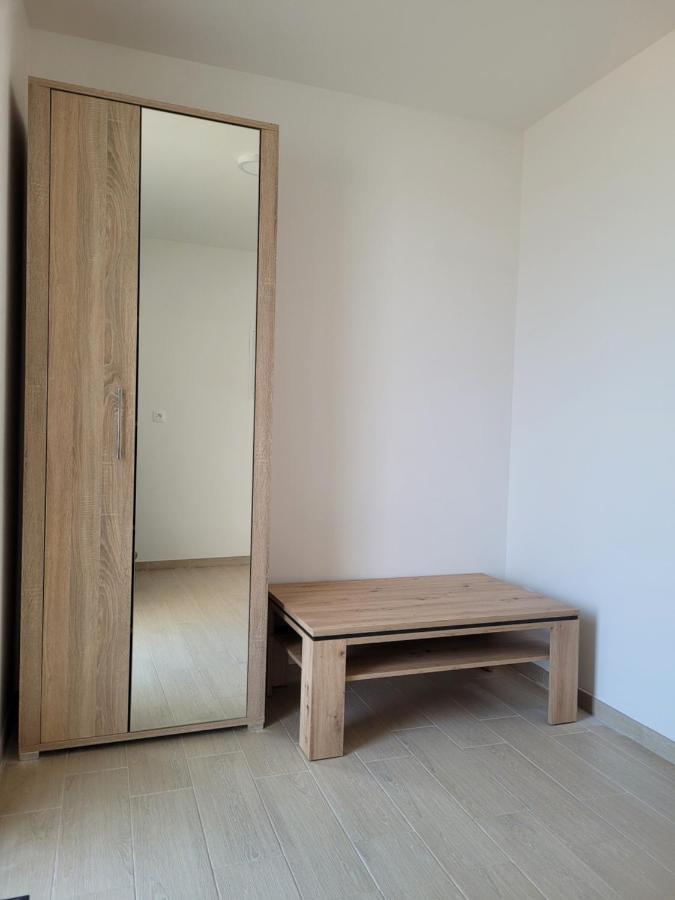 Apartman Neva Galanta Bagian luar foto